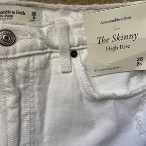 Abercrombie & Fitch Skinny High Rise jeans